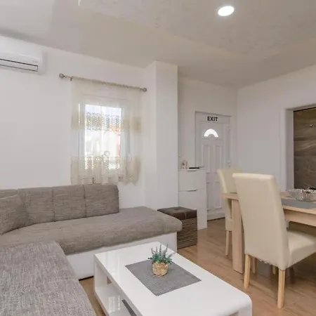 Apartment In Okrug Gornji With Sea View, Terrace, Air Conditioning, Wifi 5134-1 Trogir