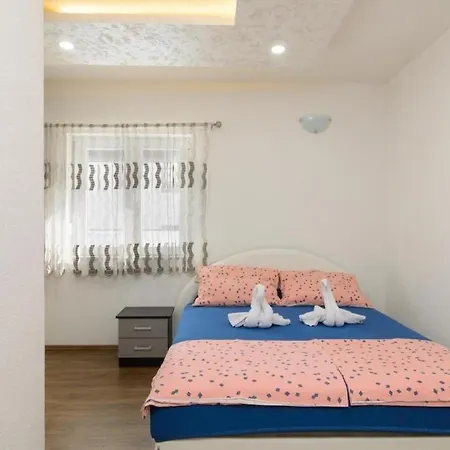 In Okrug Gornji With Sea View, Terrace, Air Conditioning, Wifi 5134-1 Trogir