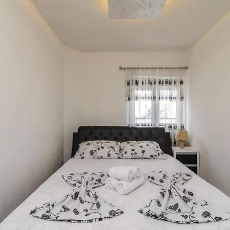 Apartment In Okrug Gornji With Sea View, Terrace, Air Conditioning, Wifi 5134-1 Trogir