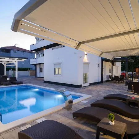 In Okrug Gornji With Sea View, Terrace, Air Conditioning, Wifi 5134-1 Apartment Trogir